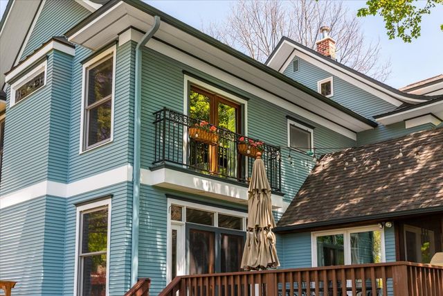23 N Columbia Street, Naperville, IL 60540