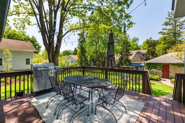 23 N Columbia Street, Naperville, IL 60540