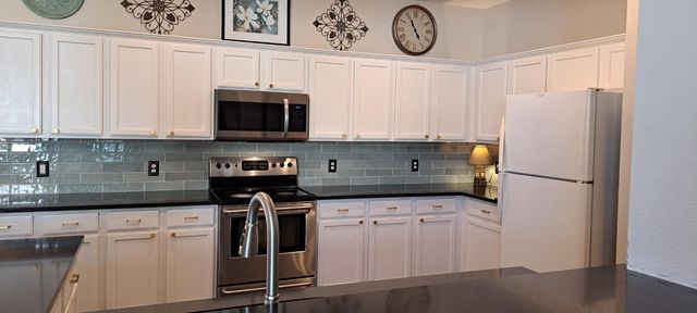 1370 Kingston Place, Providence Village, TX 76227