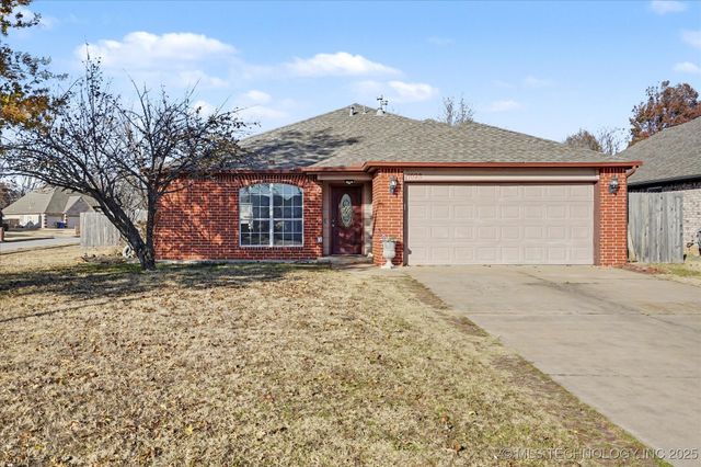 1028 W Quincy Street, Broken Arrow, OK 74012