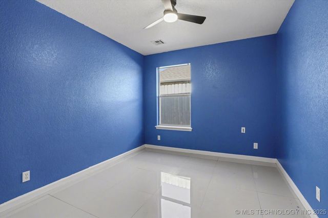 1028 W Quincy Street, Broken Arrow, OK 74012