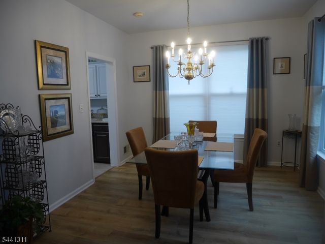 11 Strawberry Hill Rd, Branchburg Twp., NJ 08876