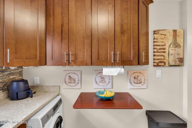 155 Wyckoff Road B, Eatontown, NJ 07724