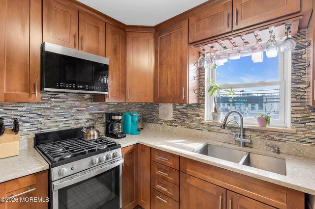 155 Wyckoff Road B, Eatontown, NJ 07724