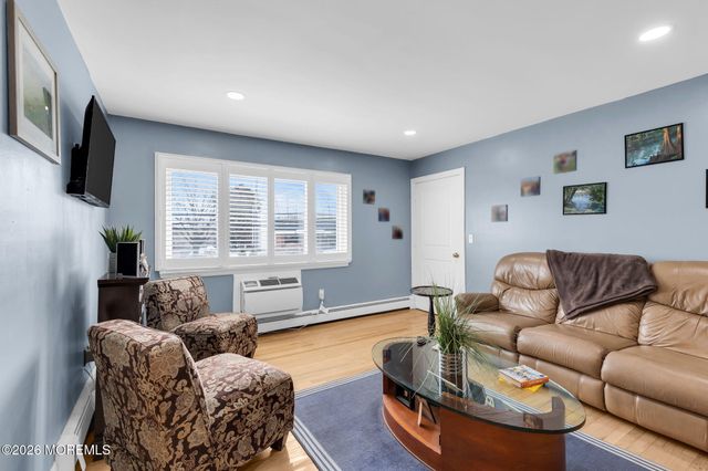 155 Wyckoff Road B, Eatontown, NJ 07724