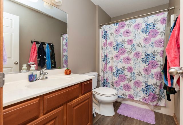 1510 W Iowa Avenue, Indianola, IA 50125