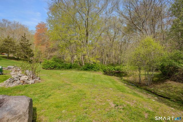 1352 North Road, Groton, CT 06340
