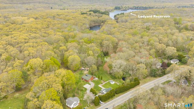 1352 North Road, Groton, CT 06340