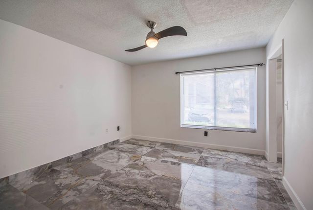 815 W Boynton Beach Boulevard 11-103, Boynton Beach, FL 33426