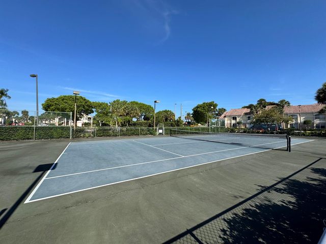 815 W Boynton Beach Boulevard 11-103, Boynton Beach, FL 33426