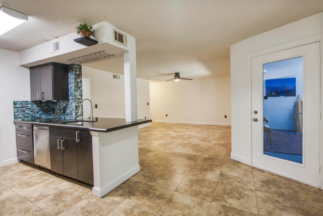 815 W Boynton Beach Boulevard 11-103, Boynton Beach, FL 33426