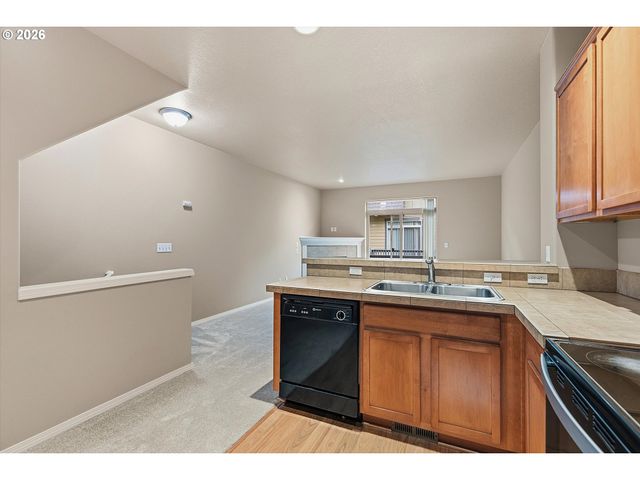 1473 Ne ALEXANDRIA Pl, Hillsboro, OR 97124