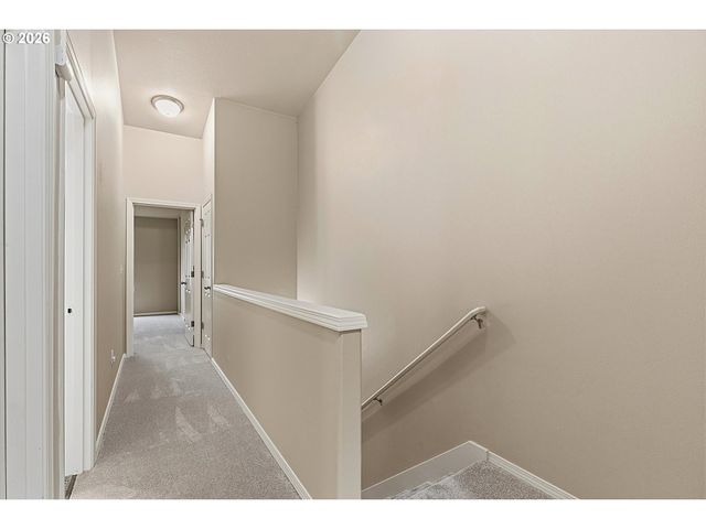 1473 Ne ALEXANDRIA Pl, Hillsboro, OR 97124
