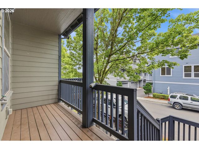1473 Ne ALEXANDRIA Pl, Hillsboro, OR 97124