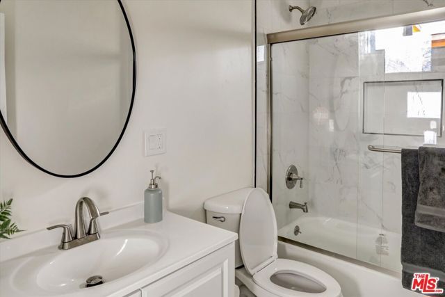 624 W Beach Avenue, Inglewood, CA 90302