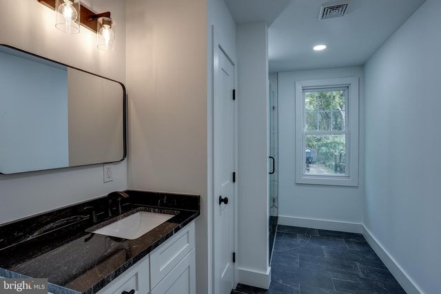 956 N KORFF DR, Vineland, NJ 08360