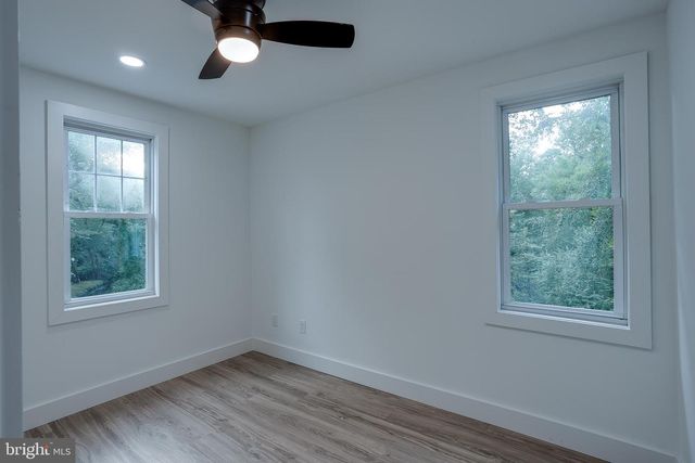 956 N KORFF DR, Vineland, NJ 08360