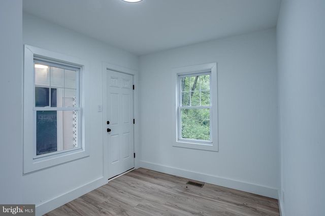 956 N KORFF DR, Vineland, NJ 08360