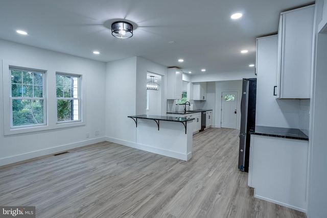 956 N KORFF DR, Vineland, NJ 08360