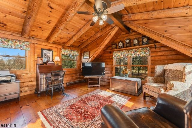 299 Spring Mills-Lt Yk Rd, Holland Twp., NJ 08848