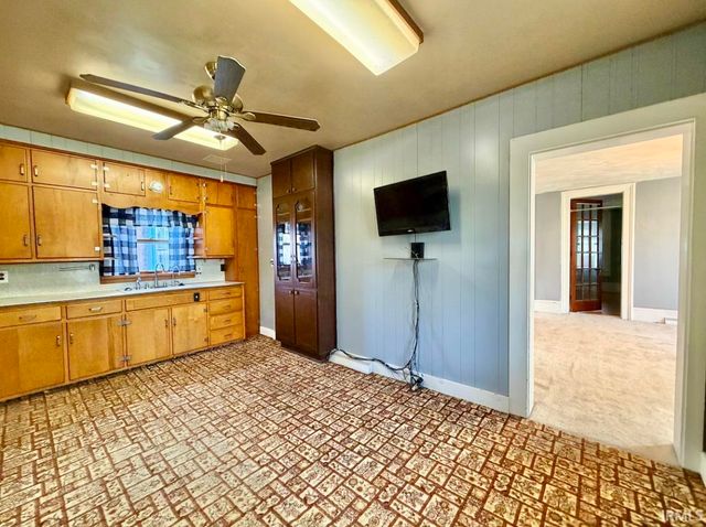 222 S Bluff Street, Monticello, IN 47960