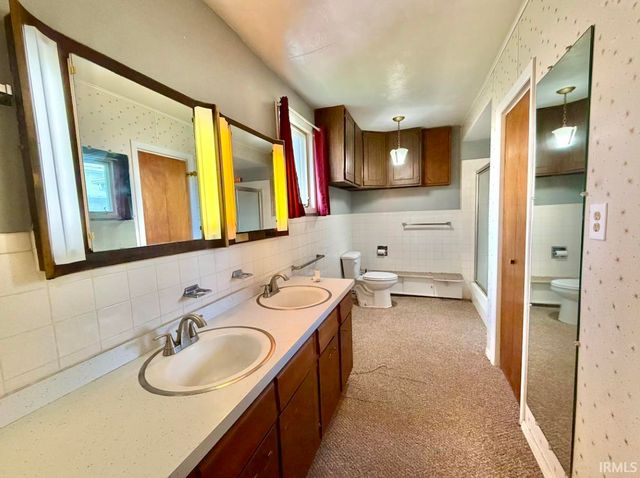 222 S Bluff Street, Monticello, IN 47960