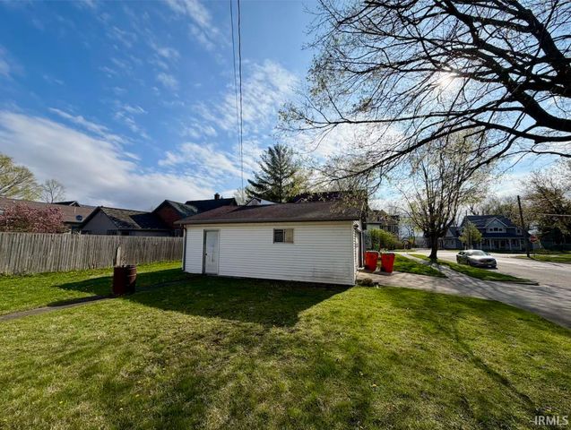 222 S Bluff Street, Monticello, IN 47960
