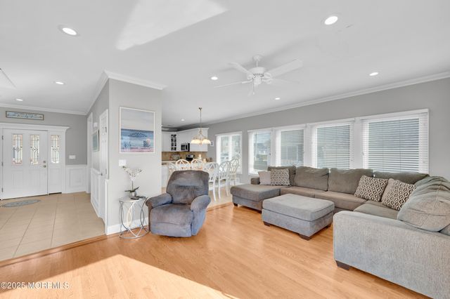 3451 E Lisbon Avenue, Toms River, NJ 08753