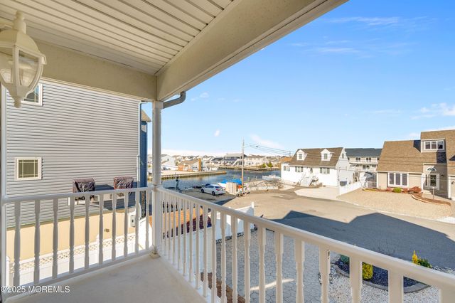 3451 E Lisbon Avenue, Toms River, NJ 08753