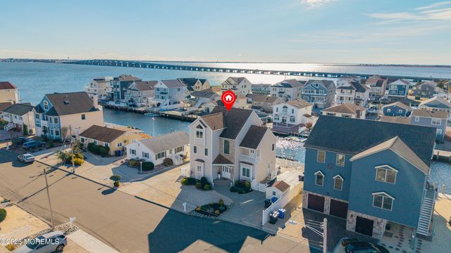 3451 E Lisbon Avenue, Toms River, NJ 08753