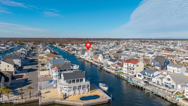 3451 E Lisbon Avenue, Toms River, NJ 08753