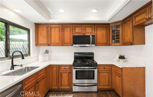 19066 E Country Hollow, Orange, CA 92869