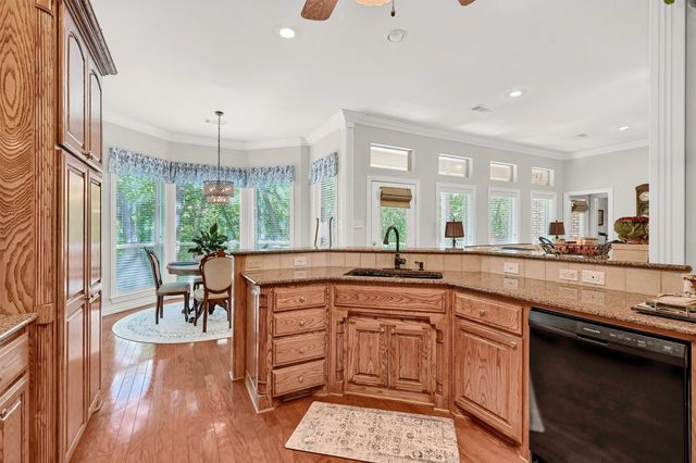 1090 Riley Road, Whitesboro, TX 76273
