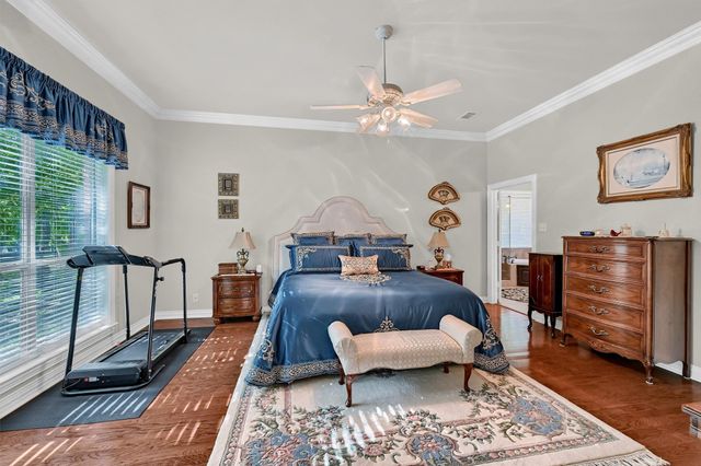 1090 Riley Road, Whitesboro, TX 76273