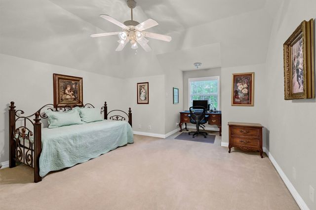1090 Riley Road, Whitesboro, TX 76273