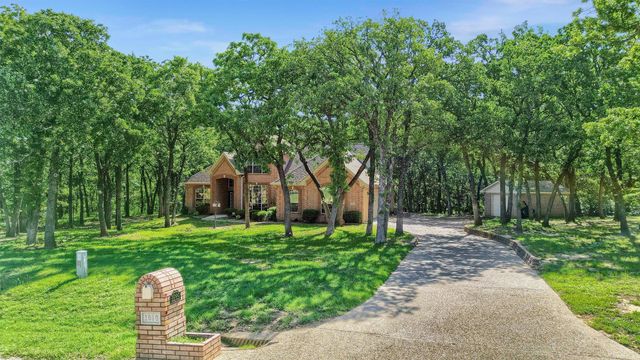 1090 Riley Road, Whitesboro, TX 76273