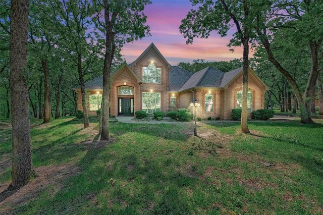 1090 Riley Road, Whitesboro, TX 76273