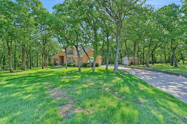 1090 Riley Road, Whitesboro, TX 76273