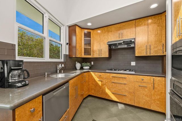 438 La Mesa Ave, Encinitas, CA 92024