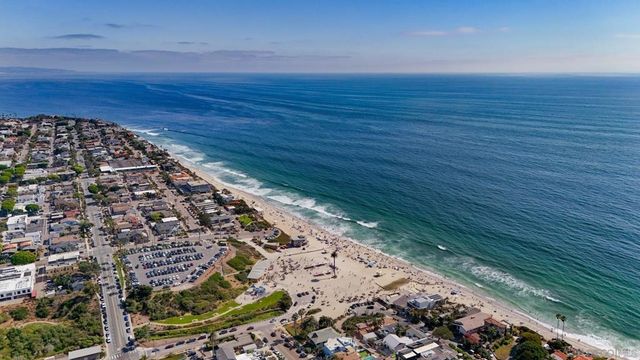 438 La Mesa Ave, Encinitas, CA 92024