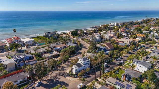 438 La Mesa Ave, Encinitas, CA 92024