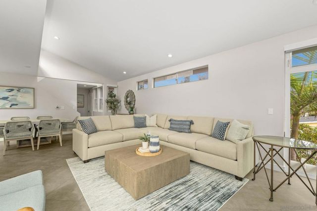 438 La Mesa Ave, Encinitas, CA 92024