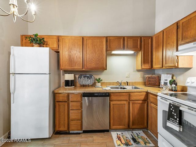 100 Teal Lane 7, Lafayette, LA 70507