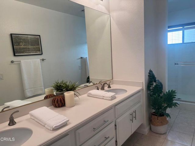 394 S Los Robles Avenue 2, Pasadena, CA 91101