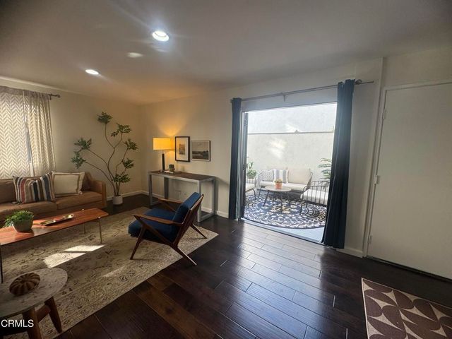 394 S Los Robles Avenue 2, Pasadena, CA 91101