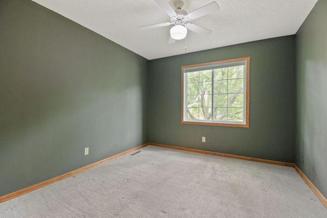 709 74th Avenue N, Brooklyn Park, MN 55444