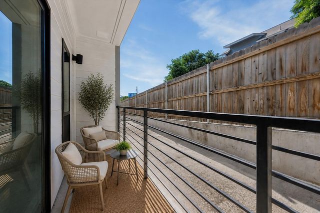 2220 Webberville RD 216, Austin, TX 78702