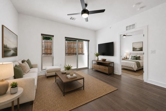 2220 Webberville RD 216, Austin, TX 78702