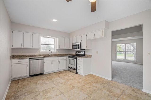 9526 W 78th Street, Overland Park, KS 66204