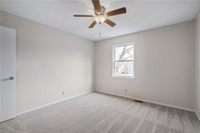 9526 W 78th Street, Overland Park, KS 66204